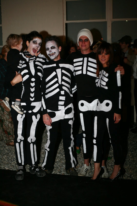 Groups Diy Skeleton Costumes