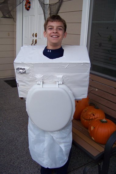 DIY toilet costume
